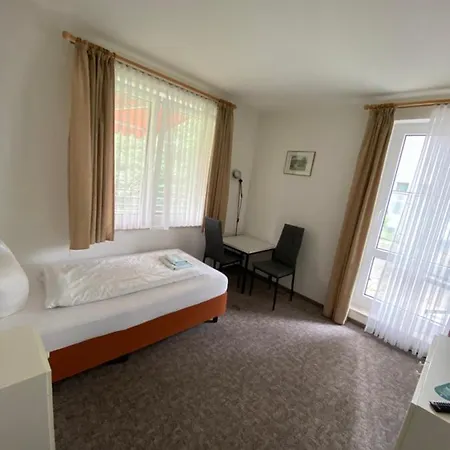 Отель Seehaus Хорн-Бад-Майнберг